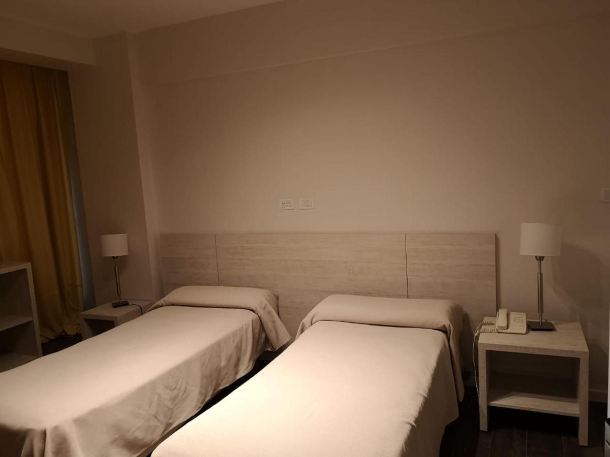 Hotel Versailles Mar del Plata Szoba fotó